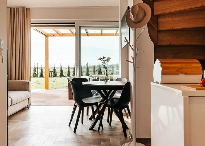 Sea & Sun בית נופש *