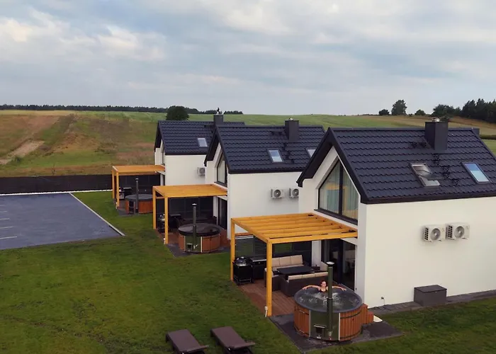 Sea & Sun בית נופש Wierzchucino